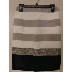 Max Mara Size 8 Midi Skirt Pencil Striped Professional Work Minimalist Luxury